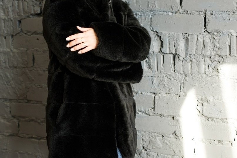 Незаконные листовки с продажей шуб убрали со столбов в Чите