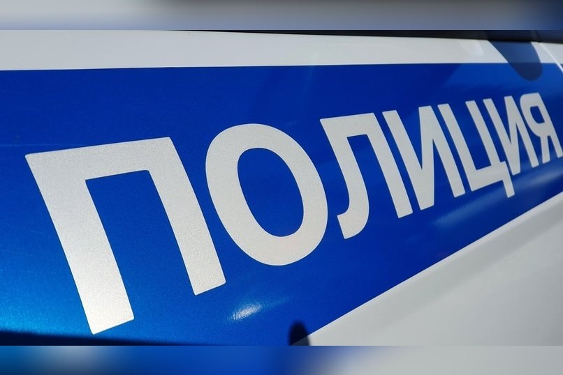 Машина провалилась под лёд озера Кенон в Чите - двое погибли