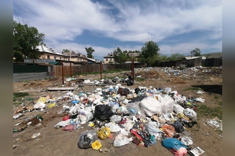 Свалку по улице Советская 68 в Чите устранили после сюжета ZAB.TV