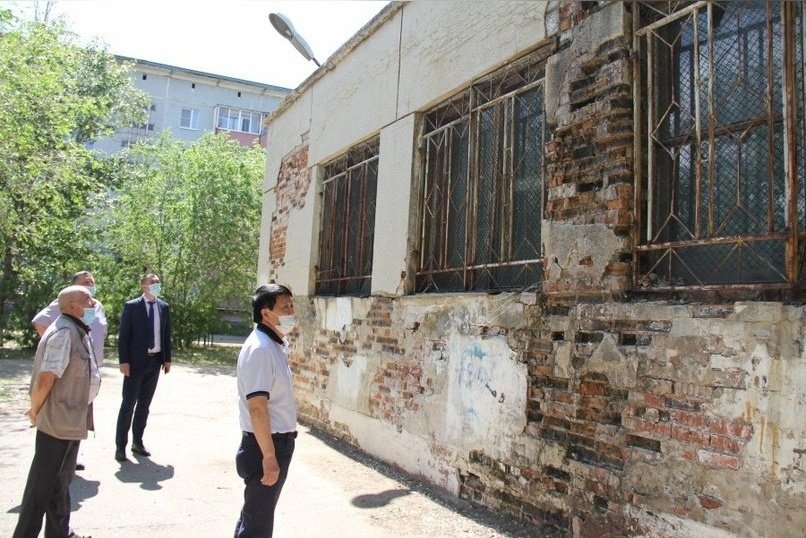 Андрей Кефер: Ремонт бассейна в школе № 30 на КСК будет сделан уже в этом году