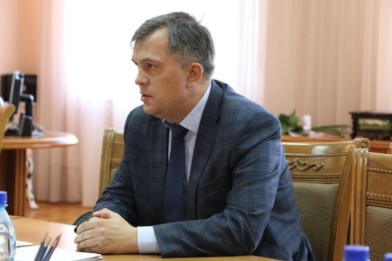 Томских про пост Осипова: школьные автобусы – результат федеральной программы