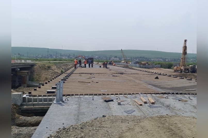 Миллионы рублей потратят на восстановление моста через реку Кия