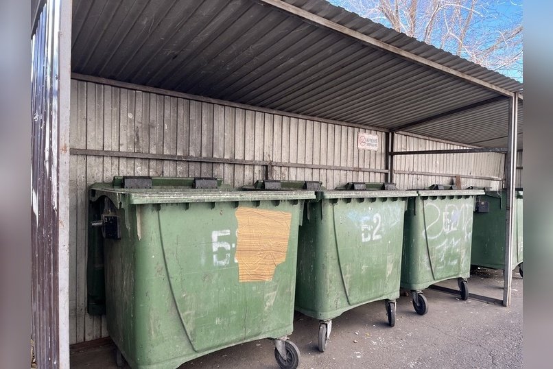 В поселке Амазар﻿ произошел пожар мусора из-за неправильного выброса золы