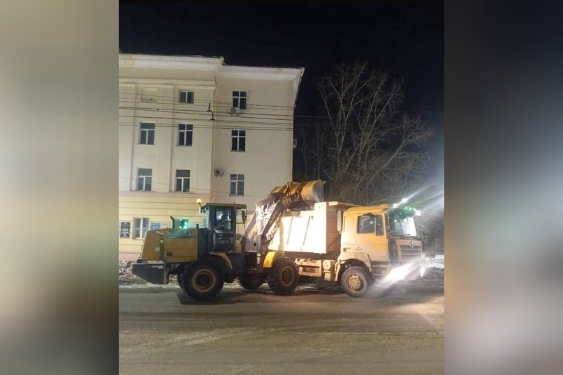 Мэрия отчиталась об очистке улиц Читы от снега — работы проводились ночью