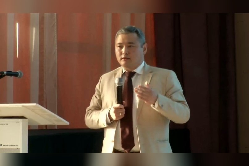 Бардалеев два года носил приставку и.о. по инициативе Осипова, Заксобрание утвердило его в 2020 году