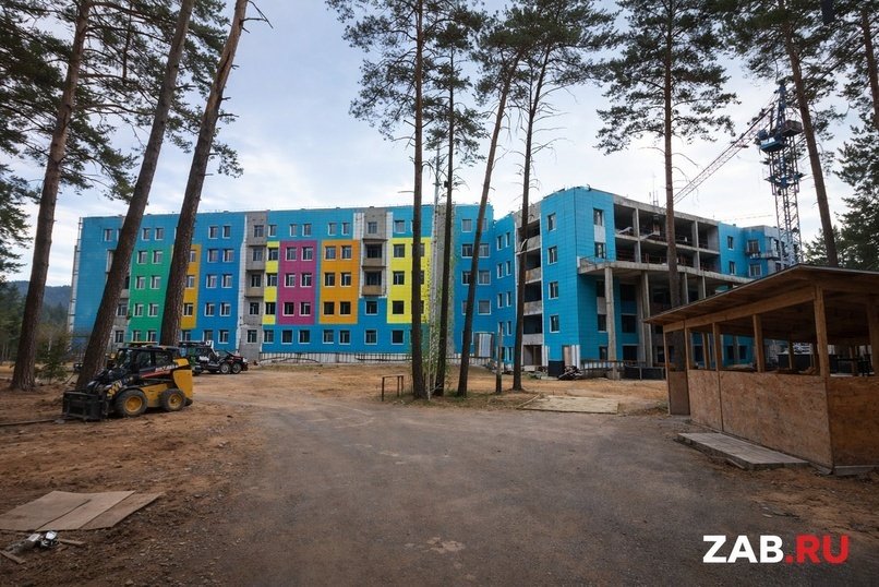 Более 6 млрд на недострой: детскую больницу в Чите снова будут спасать за огромные деньги