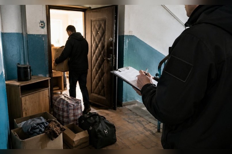 Читинские власти выселяют незаконных квартирантов