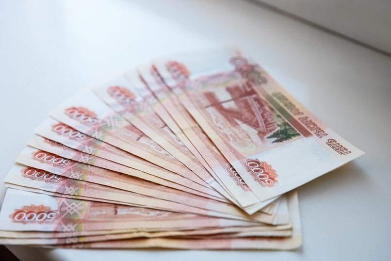 Сожительница украла у читинца около 1 миллиона рублей
