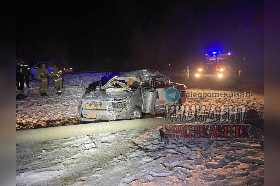 Молодые люди разбились на машине в Краснокаменском районе