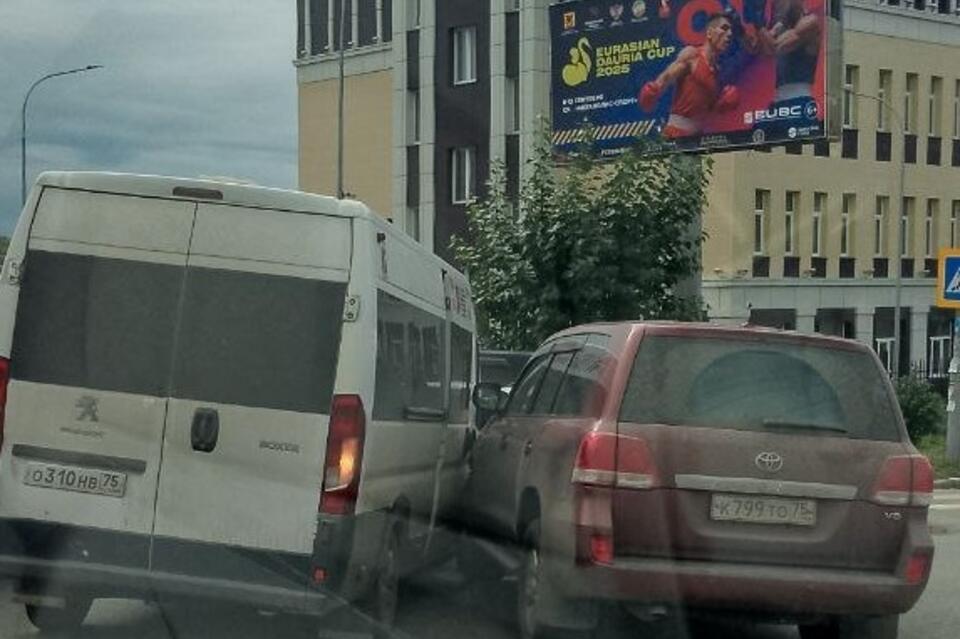 ДТП произошло в центре Читы — движение затруднено