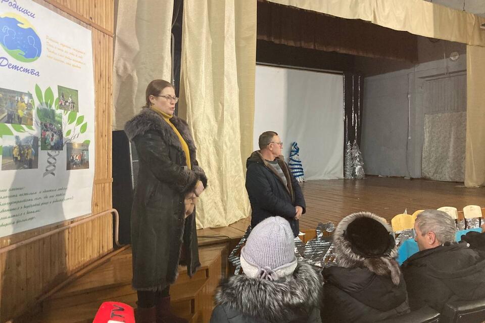 Машуков приехал на сход замерзающих жителей села Новая Кука