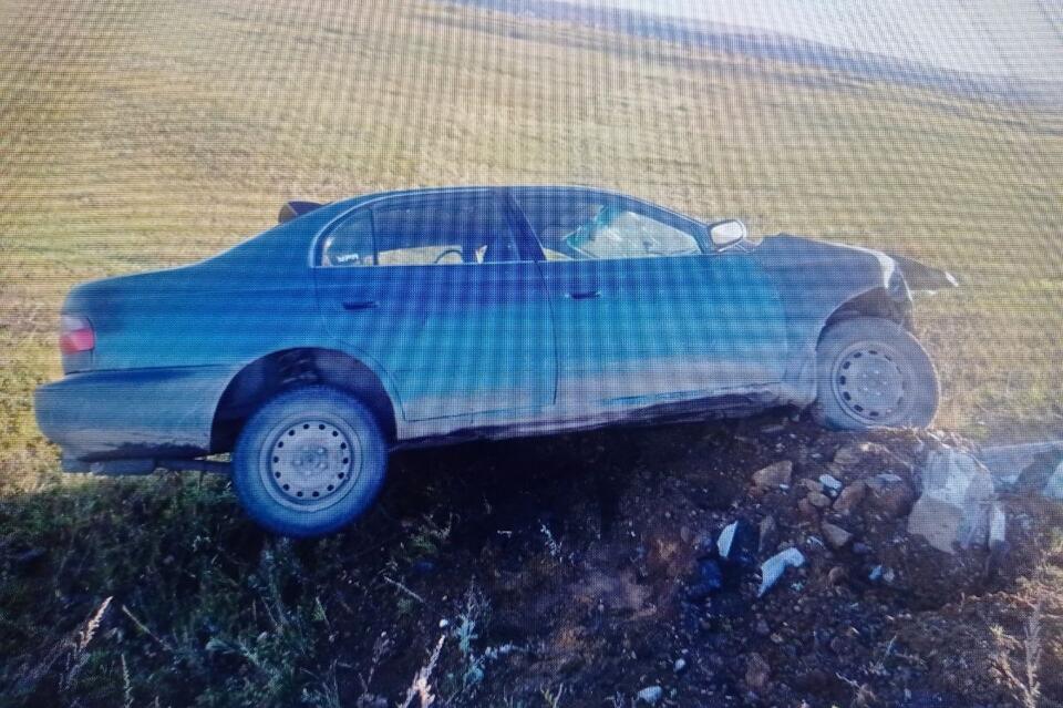 Пьяная водитель врезалась в линию электропередач — девушку доставили в больницу