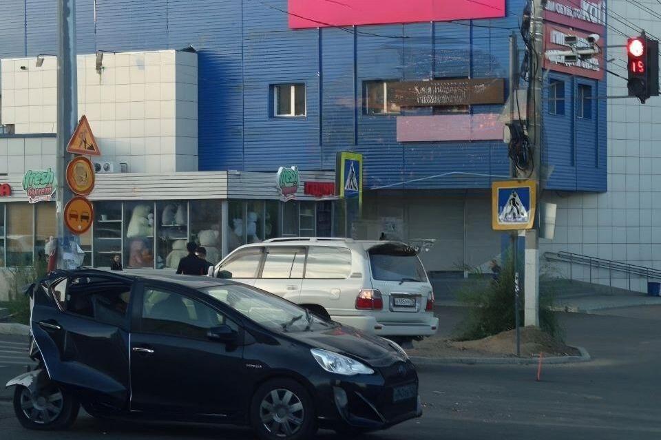 Жёсткое тройное ДТП произошло в центре Читы