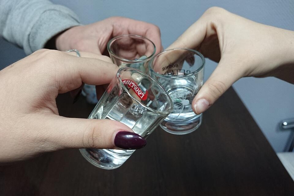 Россияне станут меньше пить, но это не точно