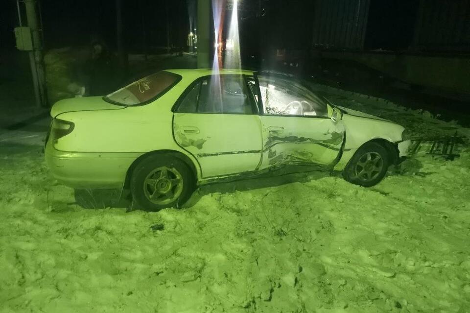 Столкновение легковушки с грузовым поездом произошло на станции Бырка﻿