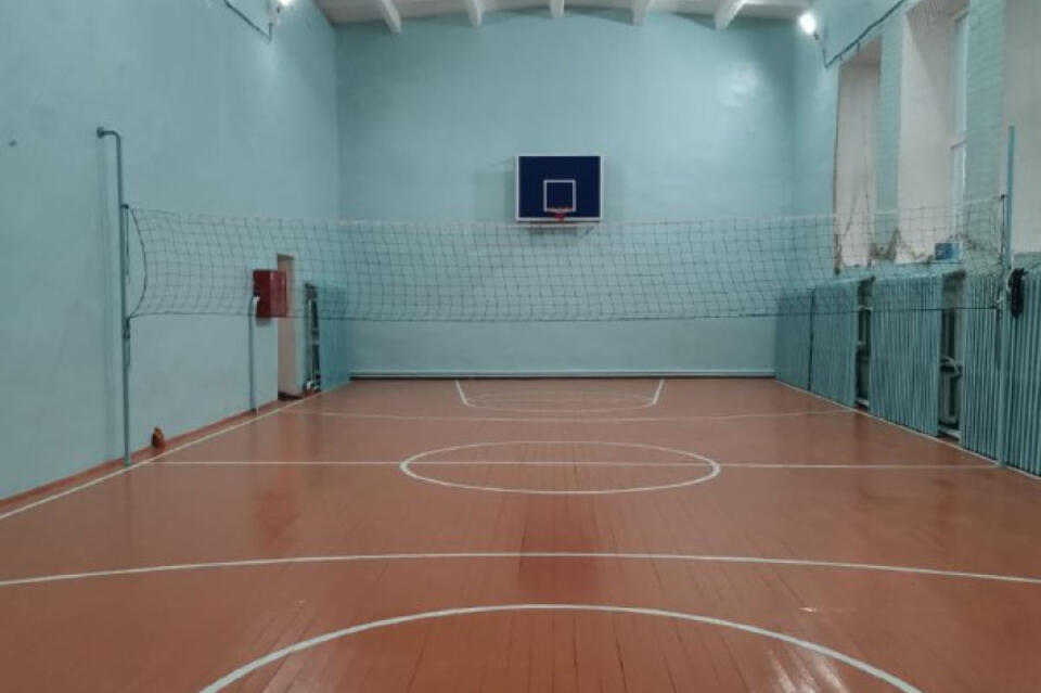 Отремонтировать школьные спортзалы в районах Забайкалья обещают к концу года