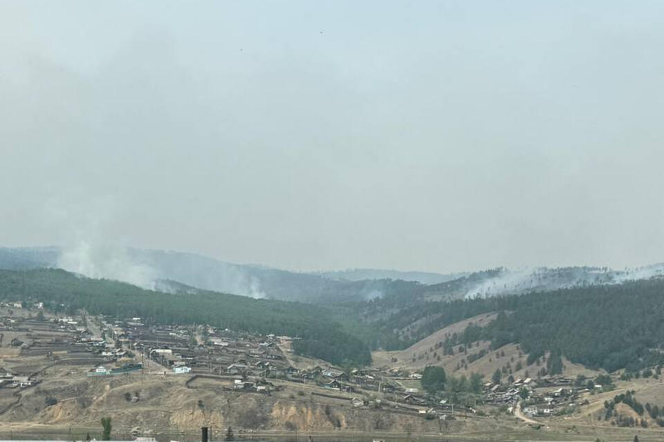 Лесной пожар у Дарасуна меняет направление