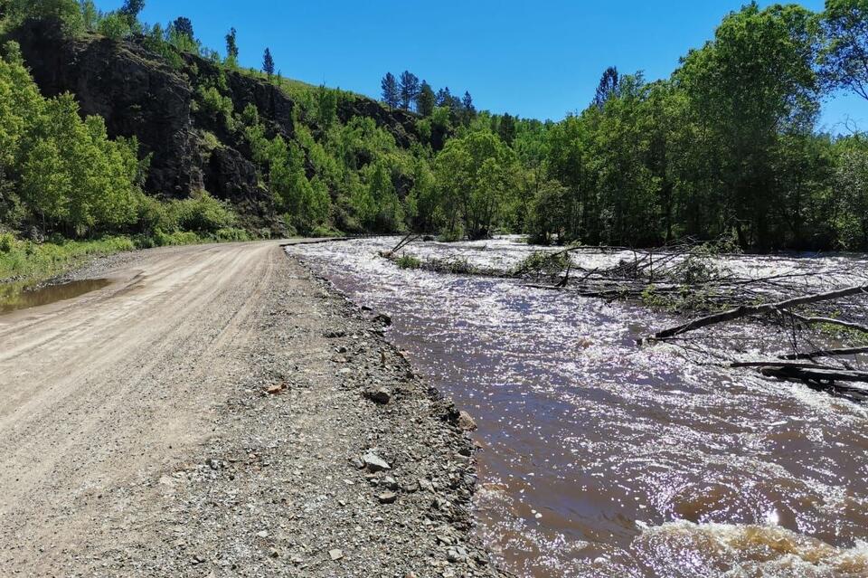 «Наводнение - 2022»: дорога из Сретенска в Шелопугино подтоплена – проезда нет