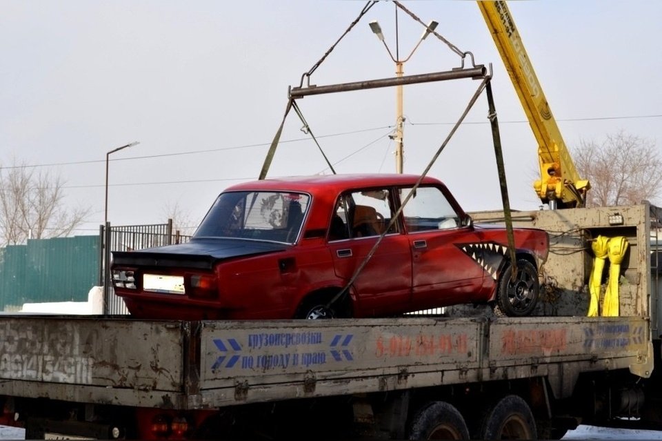 Полицейские нашли водителя «Жигулей», устроившего дрифт в центре Читы