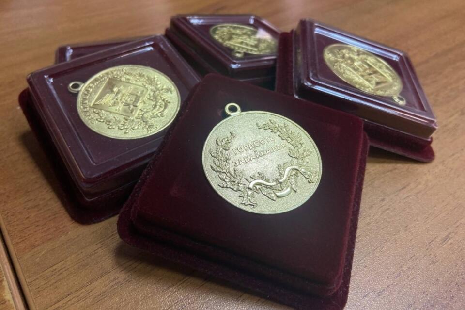 Выпускники-отличники в Забайкалье могут получить две медали