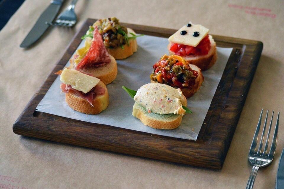 Как выбрать кейтеринг: ТОП-10 компаний в Москве