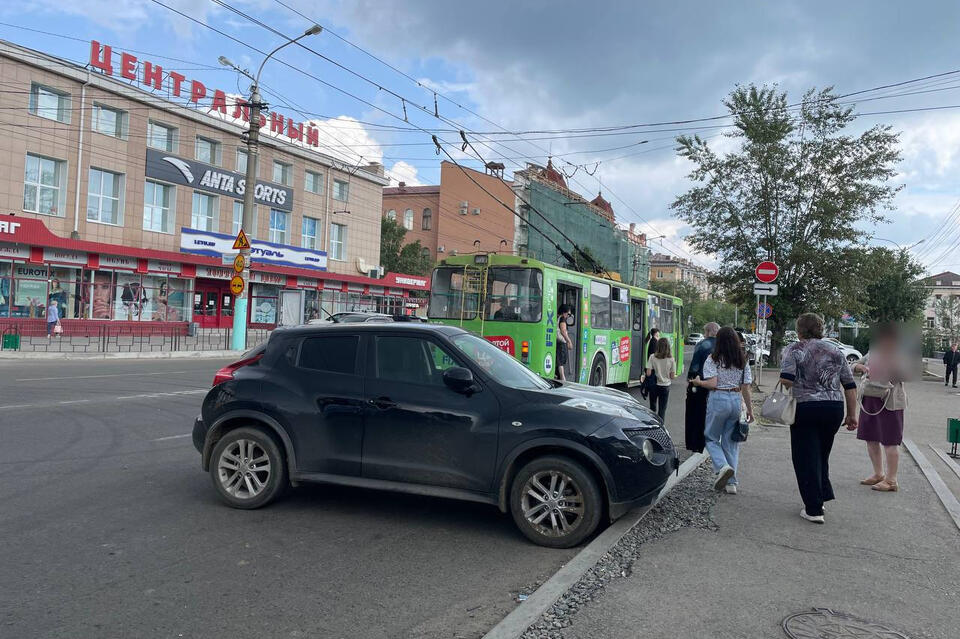 «Карман» для общественного транспорта в районе Удокана оккупировали водители