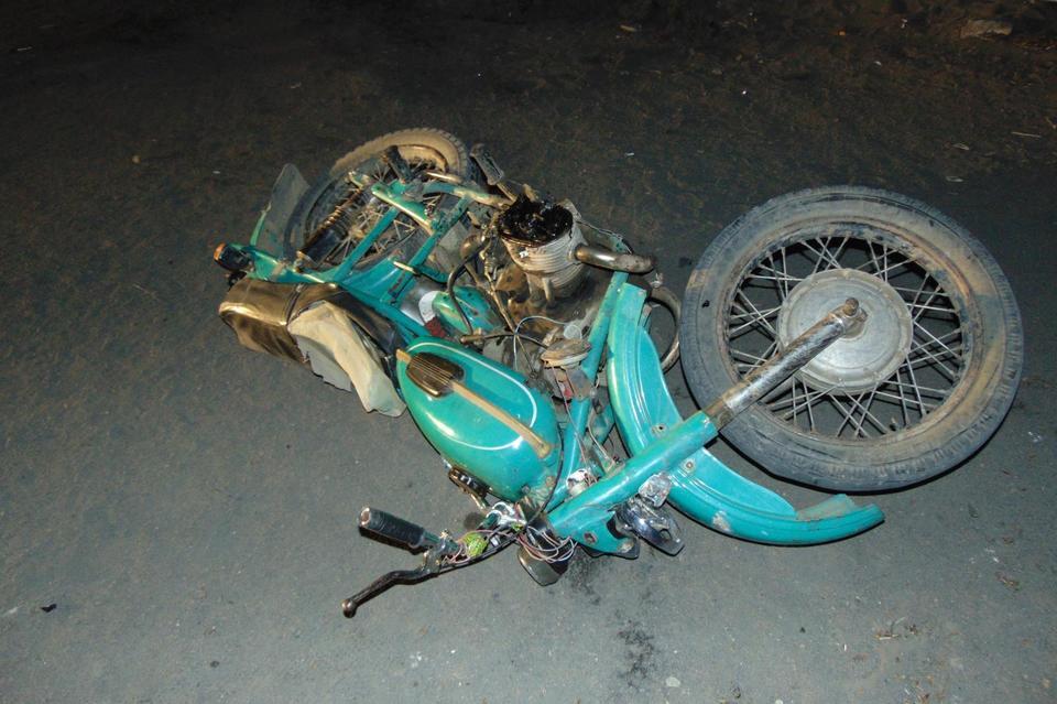 Водитель и четверо пассажиров мотоцикла пострадали в ДТП