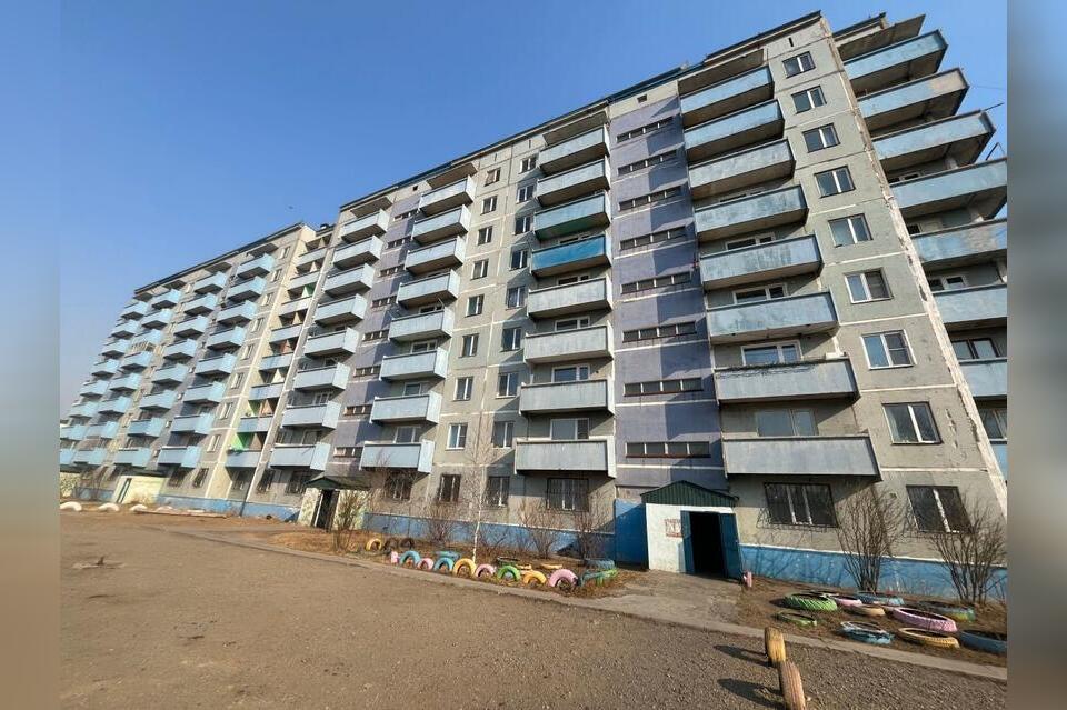 Жители аварийного дома в Борзе устроят голодовку — в пикете им отказали