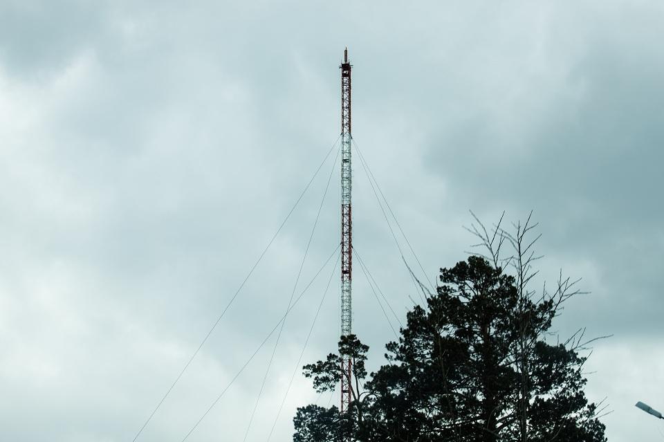 Радиовещание тринадцати станций отключили в Чите
