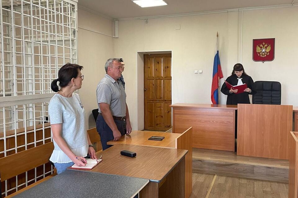 Суд оштрафовал главу Читинского района Виктора Машукова за смерть девочки от собак