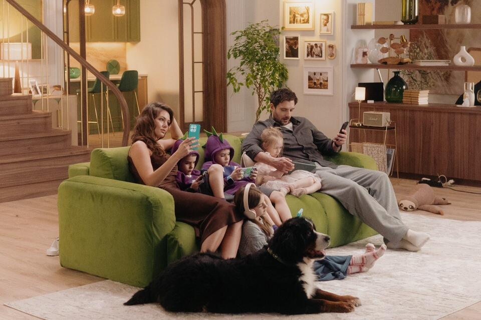 Забайкальцы стали активнее делиться связью и интернетом с близкими