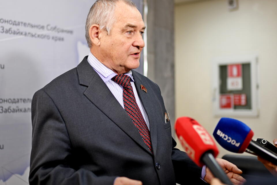 Юрий Гайдук прокомментировали отчет главы региона об итогах работы за 2019 и 2020 год