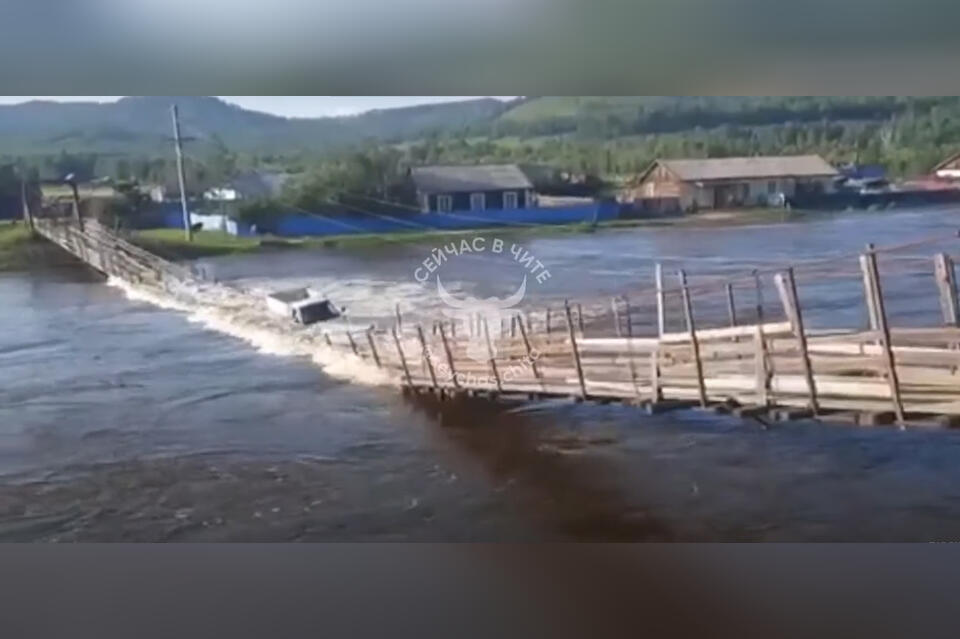 Осипов обещал отремонтировать мост, который Минстрой признал негодным к восстановлению