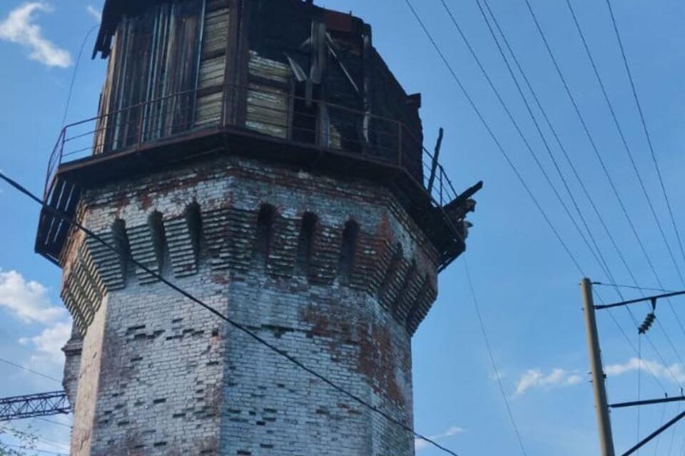 Разрушенную водонапорную башню  демонтировали после вмешательства ZAB.TV