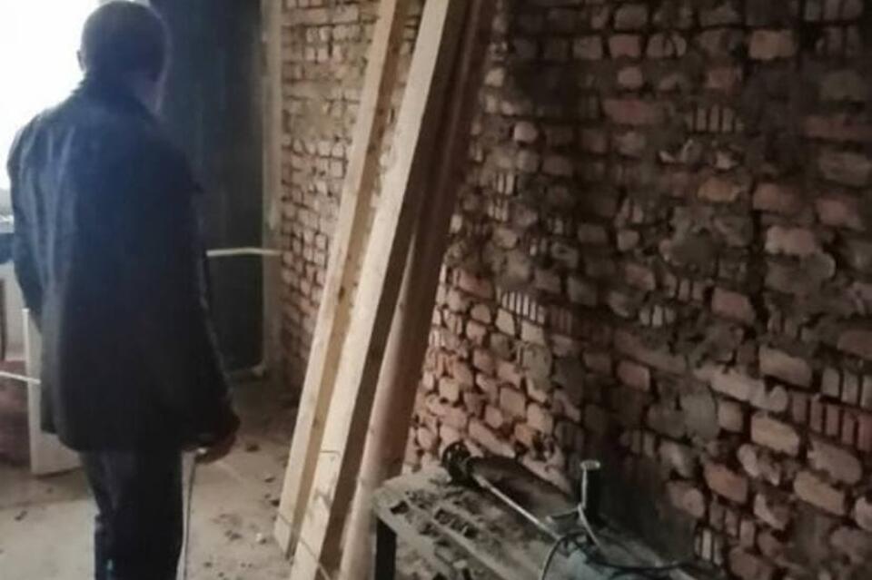 В квартирах, пострадавших от взрыва самогонного аппарата, проводят ремонт