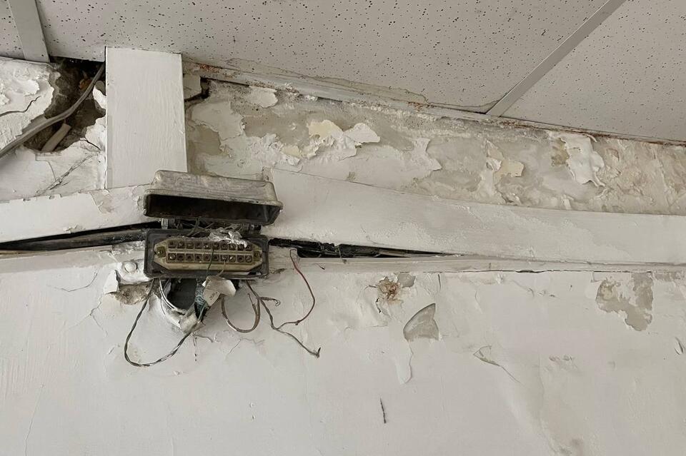 Управляющую компанию обязали устранить нарушения в Песчанке