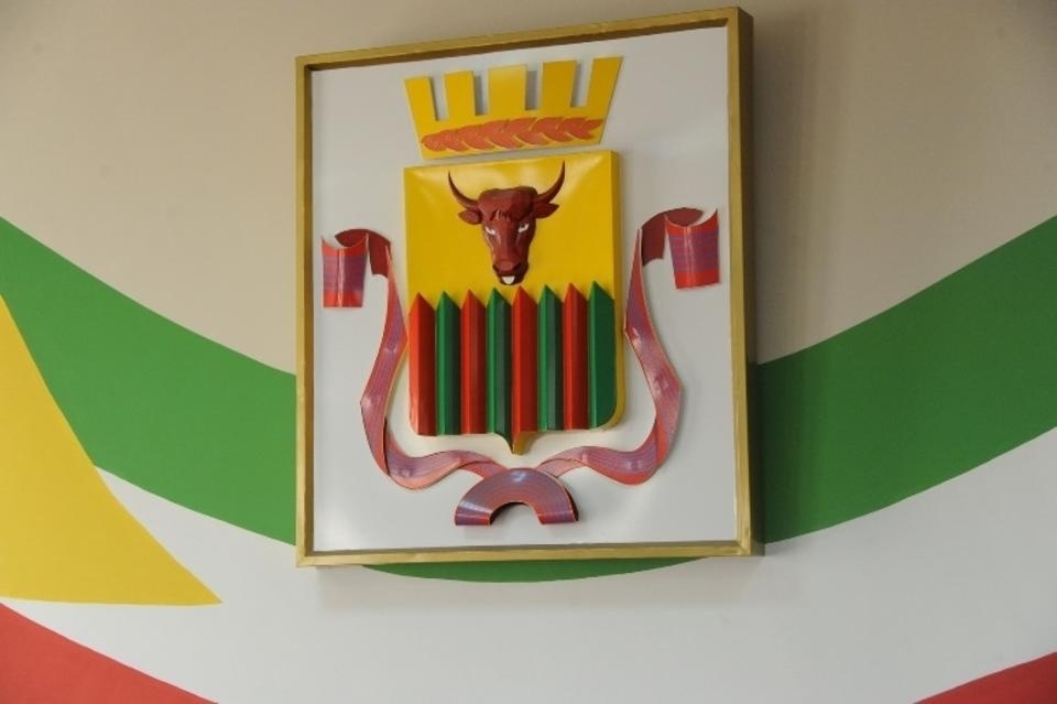 Низкая зарплата и пенсия: Ярилов рассказал о причинах увольнений в администрации