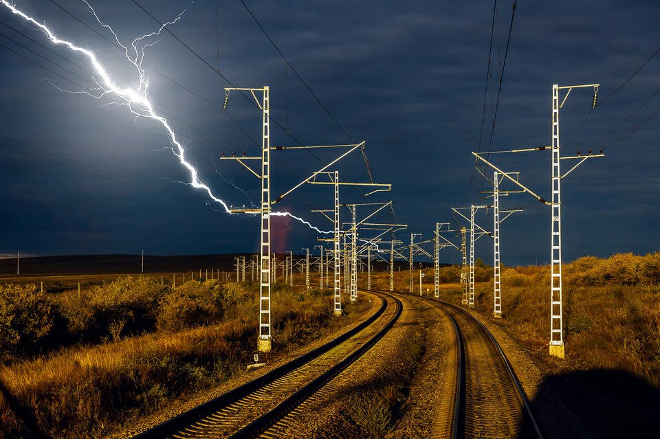 Почти 500 приборов грозозащиты установят на ЗабЖД