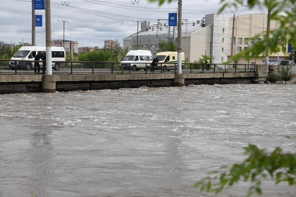 В Чите перекрыт мост по улице Комсомольская