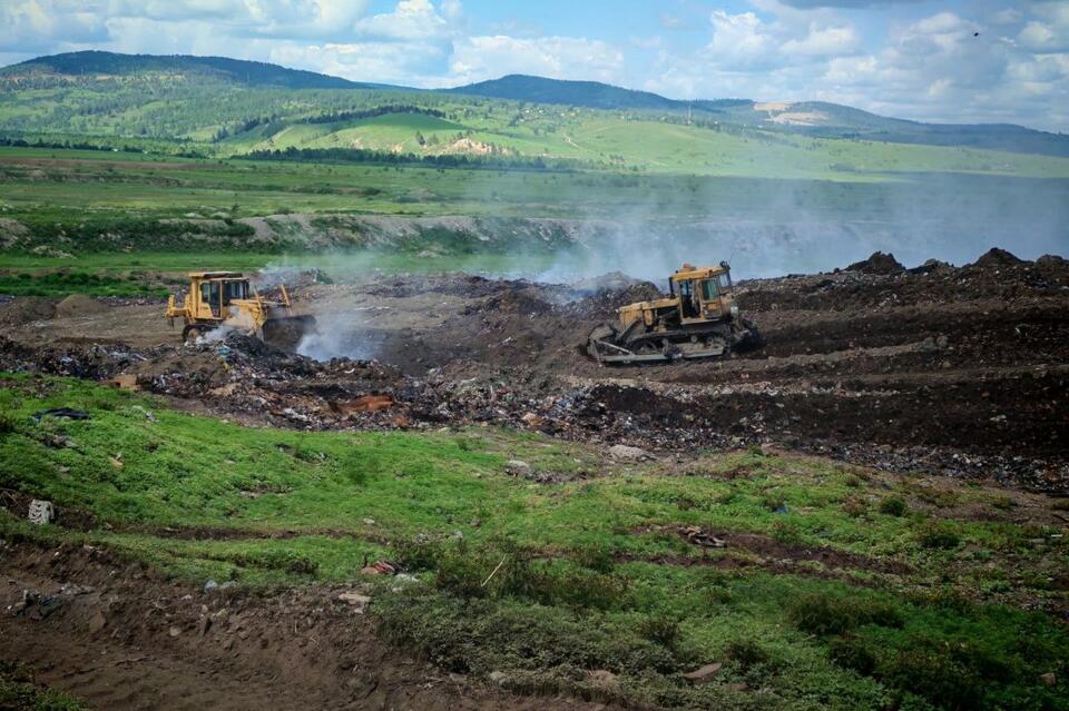 Мусорный полигон в Ивановке все ещё тушат