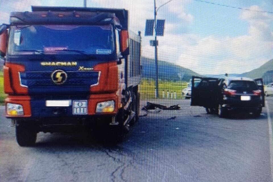 Пассажир легковой машины погиб в ДТП с грузовиком в Чите