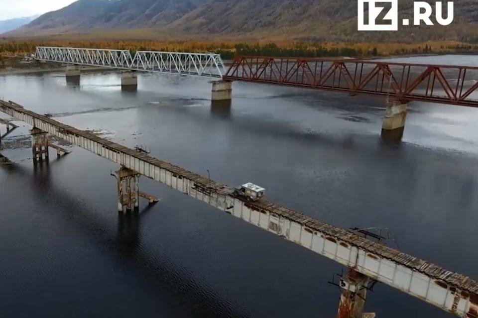 Грузовик едва не свалился с самого опасного в России моста