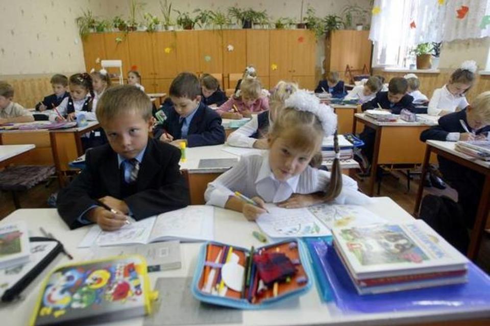 Патриотическое воспитание включено в школьную программу с 1 сентября в школах России