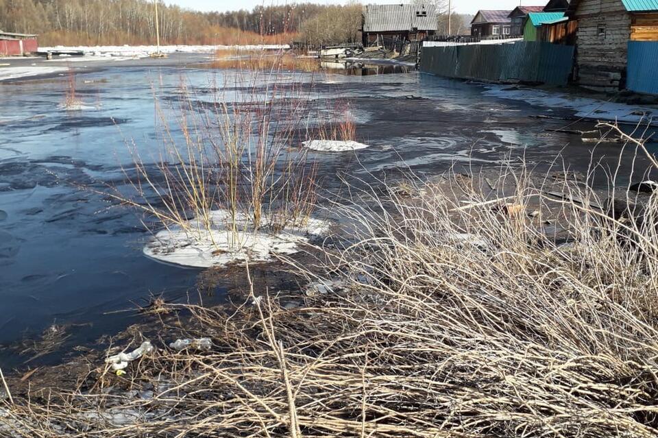 Село Тупик «заледенело» из-за талых вод