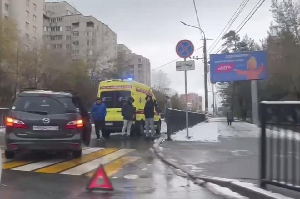 На перекрестке в центре Читы произошло ДТП