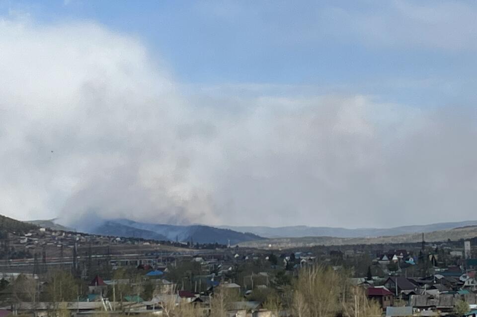 Сопка пылает в Чите