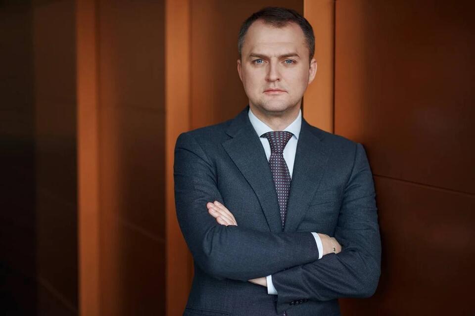 Инвестиции меняют направление: россияне уходят из депозитов на фондовый рынок