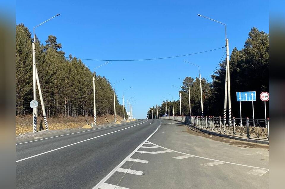 Автотрассы в Забайкалье покрывают защитными слоями