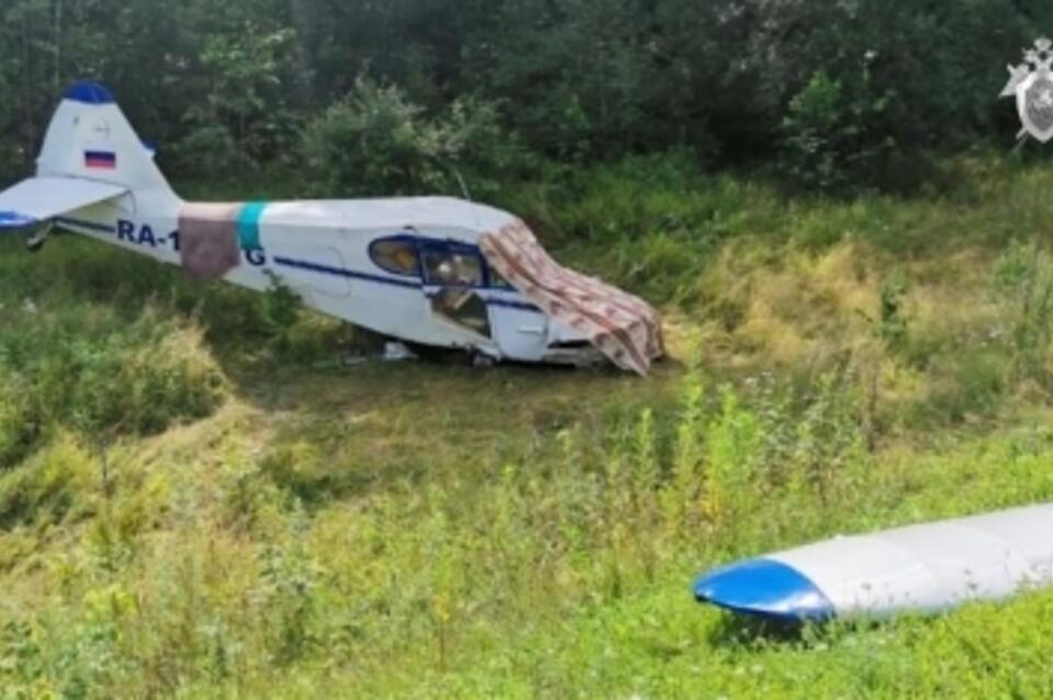 Легкомоторный самолет, летевший в Читу, совершил экстренную посадку в Амурской области