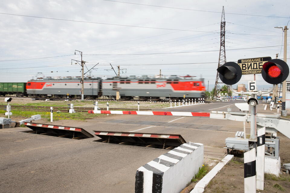 На железнодорожных переездах Забайкальской железной дороги произошло 6 ДТП с начала 2021 года